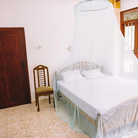 Kadolana Guest House Mirissa Exterior photo